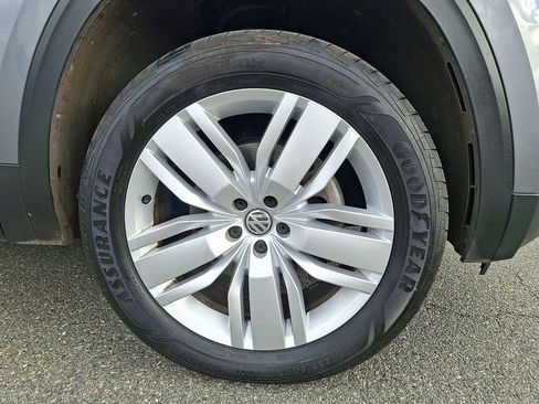 Used 2019 Volkswagen Atlas SE w/ Towing Package image 8