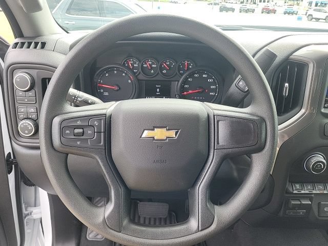 New 2026 Chevrolet Silverado 2500 Custom w/ Custom Value Package AWD/4WD image 32