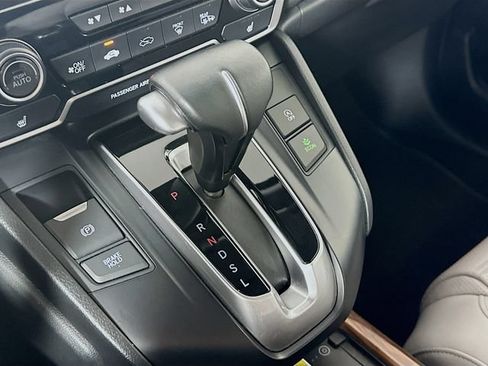 Used 2021 Honda CR-V Touring image 17