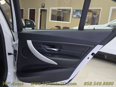 Used 2013 BMW 328i Sedan RWD image 14