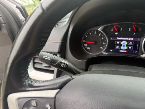 Used 2020 GMC Terrain SLT AWD/4WD image 33