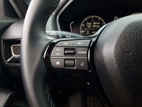 Used 2025 Honda Civic Sport image 21