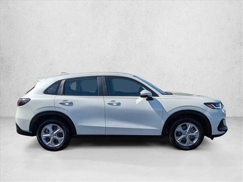 Used 2023 Honda HR-V LX image 4