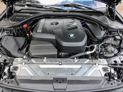 New 2026 BMW 330i Sedan w/ M Sport Package RWD image 25
