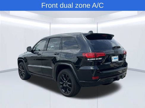 Used 2022 Jeep Grand Cherokee Laredo X RWD image 10