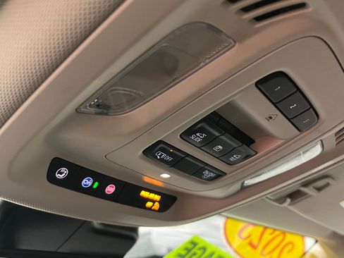 Certified 2023 Buick Envision Essence w/ Technology Package I image 15