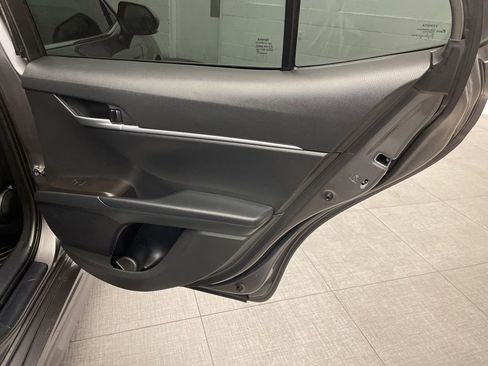 Used 2024 Toyota Camry SE FWD image 28