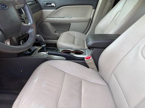 Used 2012 Ford Fusion SEL FWD image 3