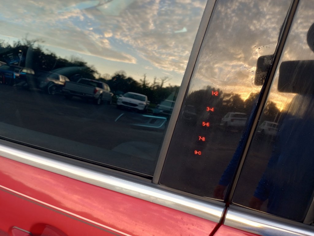 Certified 2019 Ford Escape SE FWD image 17