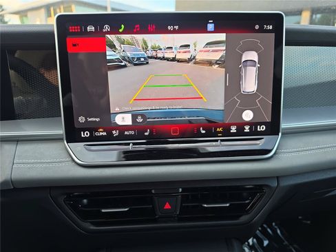 New 2026 Volkswagen Tiguan SE R-Line AWD/4WD image 19