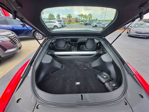 Certified 2025 Nissan Z Performance w/ Floor Mat Package RWD image 9
