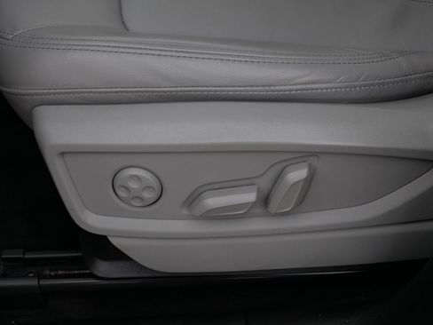 Used 2023 Audi Q5 2.0T Premium Plus w/ Premium Plus Package image 19