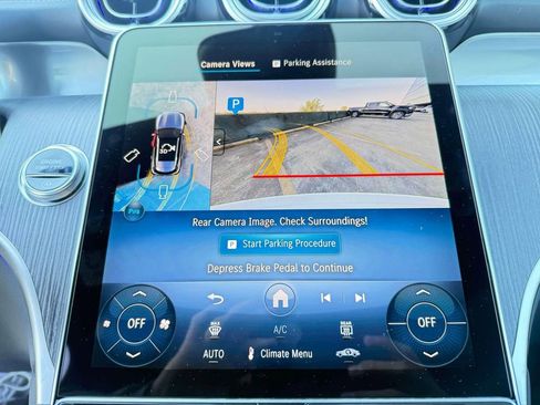 New 2026 Mercedes-Benz GLC 300 image 12