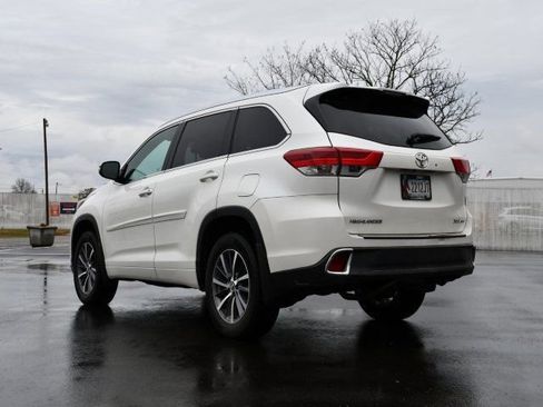 Used 2018 Toyota Highlander XLE image 5