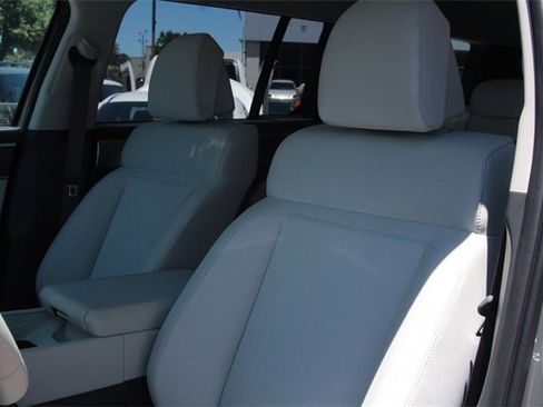 New 2026 Hyundai Santa Fe SE image 10