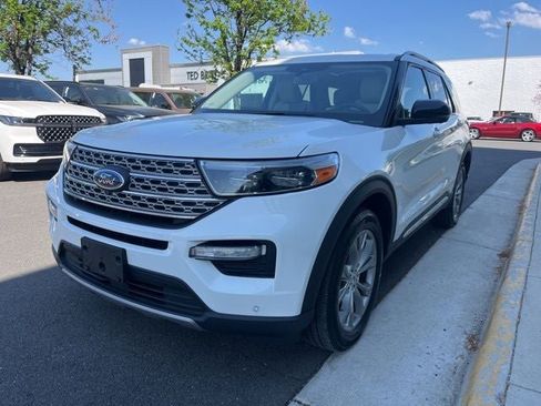 Certified 2023 Ford Explorer Limited w/ Limited Technology Package AWD/4WD image 3