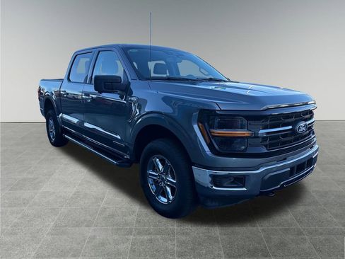 Used 2024 Ford F150 XLT w/ Mobile Office Package image 8