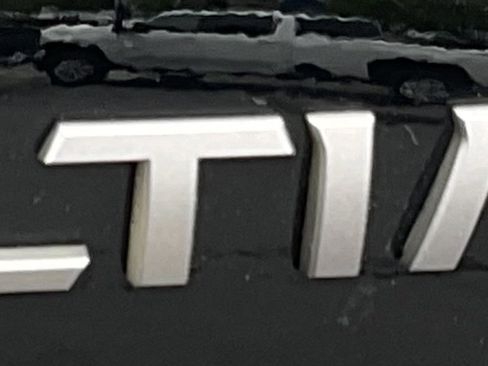 Used 2023 Nissan Altima 2.5 SV FWD image 7