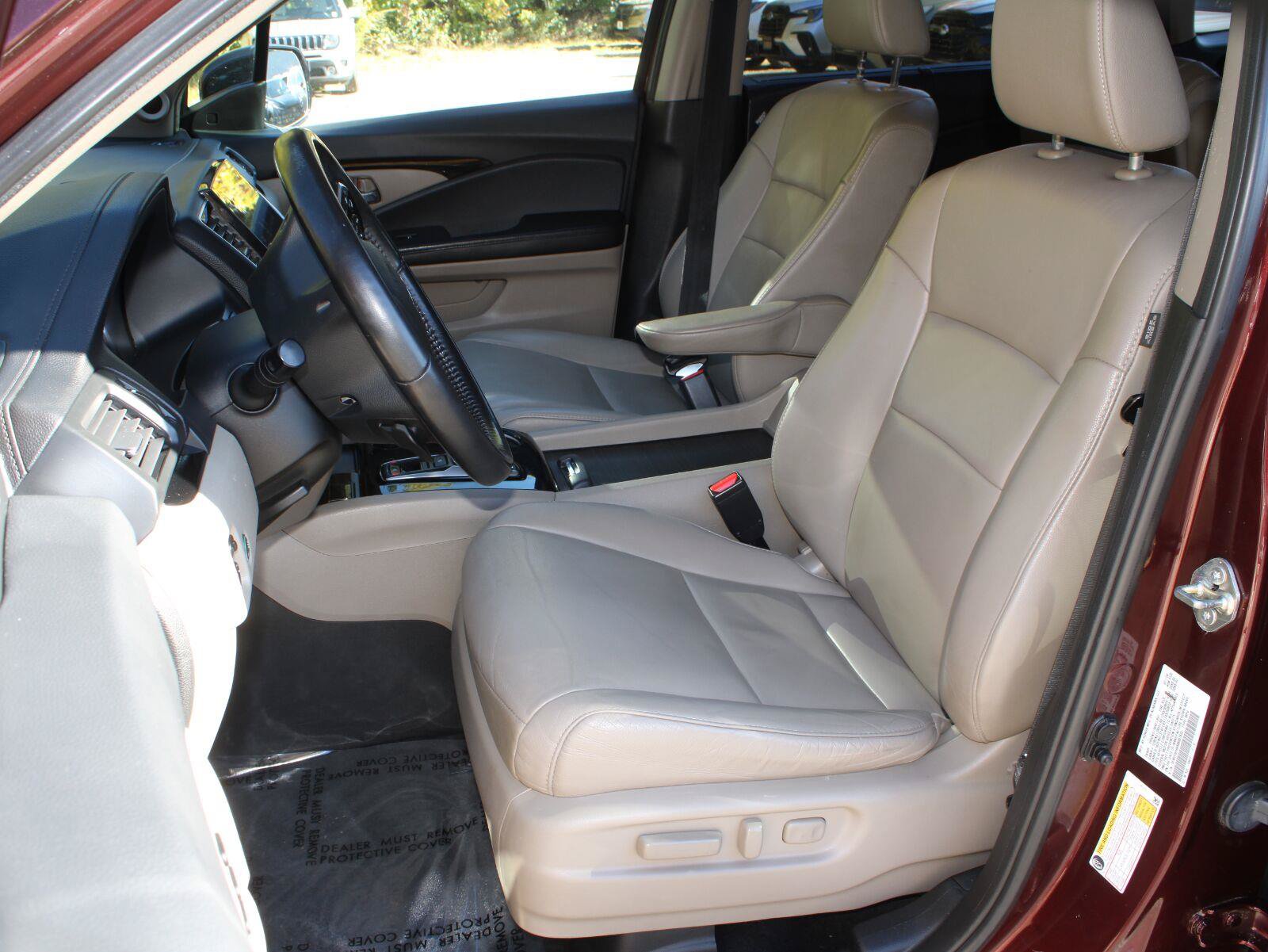 Used 2021 Honda Pilot Touring image 18