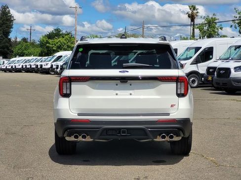 New 2026 Ford F350 XLT w/ 360-Degree Camera Package AWD/4WD image 5