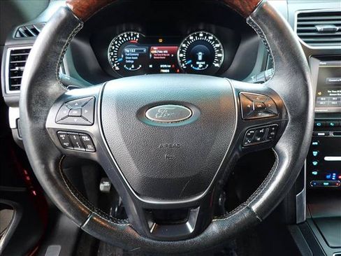 Used 2016 Ford Explorer Platinum AWD/4WD image 15
