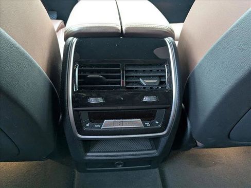 Used 2023 BMW X5 xDrive45e w/ Climate Comfort Package image 17