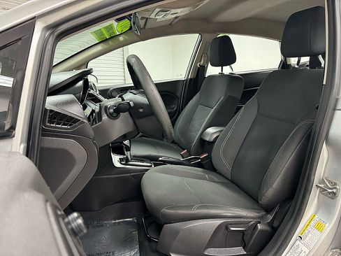 Used 2017 Ford Fiesta SE FWD image 10