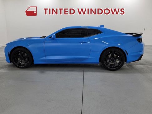 Used 2022 Chevrolet Camaro LT w/ Technology Package image 6