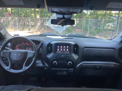 Used 2023 Chevrolet Silverado 1500 Custom Trail Boss AWD/4WD image 10