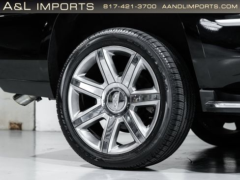 Used 2019 Cadillac Escalade Luxury image 27