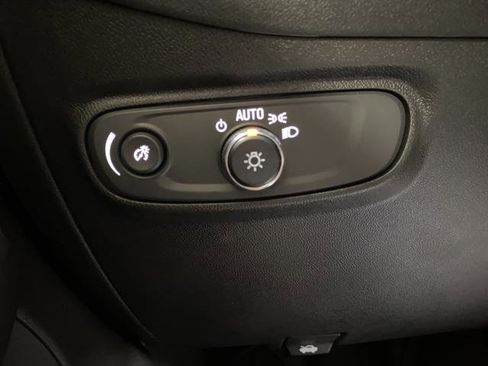 Used 2022 Chevrolet Equinox LT image 29