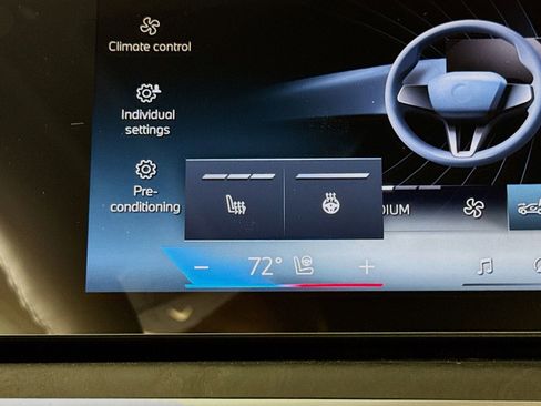 New 2026 BMW X5 xDrive50e w/ Premium Package image 21