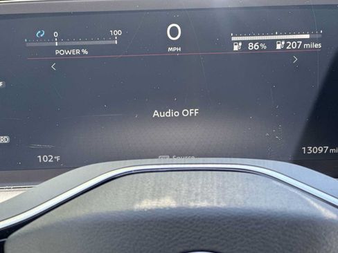 Used 2023 Nissan Ariya FWD image 21