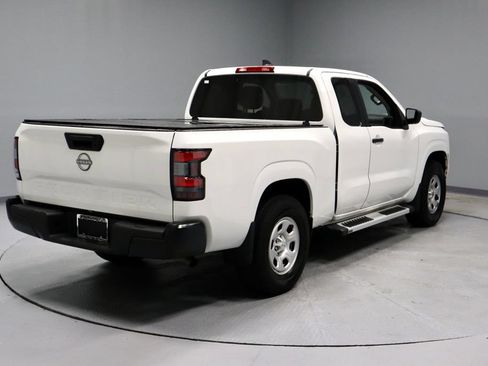 Used 2023 Nissan Frontier S RWD image 9