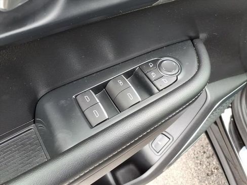 Used 2025 Buick Enclave Avenir AWD/4WD image 31