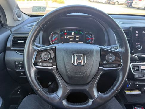 Used 2022 Honda Pilot Elite image 13