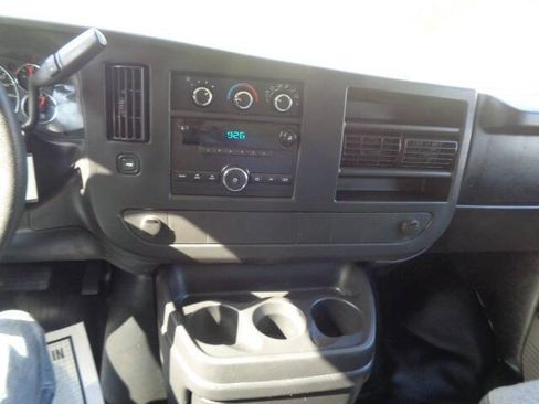 Used 2014 Chevrolet Express 3500 RWD image 14