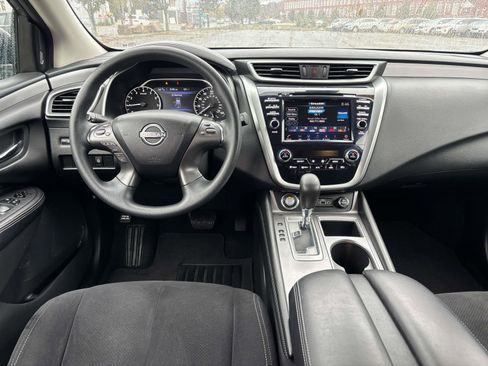 Used 2023 Nissan Murano S image 11