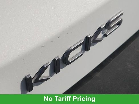 New 2026 Nissan Kicks SR w/ SR Premium Package image 9