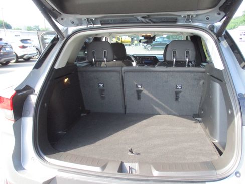 Used 2024 Chevrolet TrailBlazer LT w/ Convenience Package AWD/4WD image 13