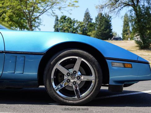 Used 1988 Chevrolet Corvette Convertible RWD image 11