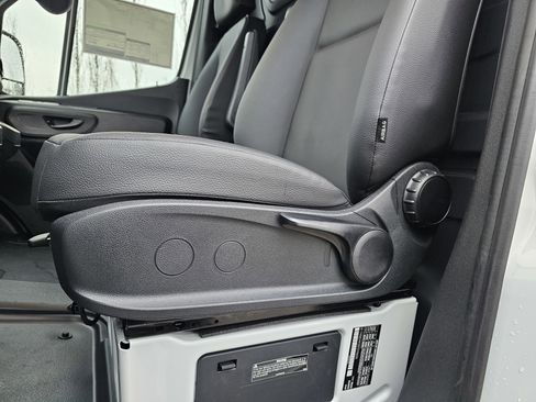 New 2025 Mercedes-Benz Sprinter 2500 image 10