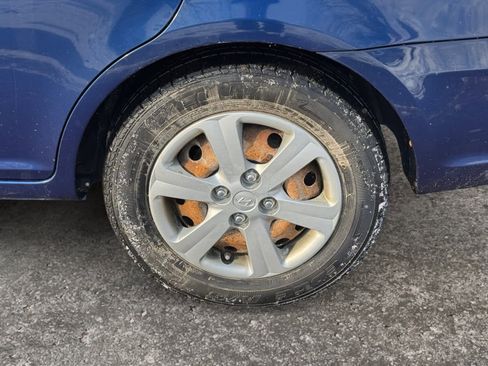 Used 2011 Hyundai Accent GLS w/ Premium Pkg 4 image 12