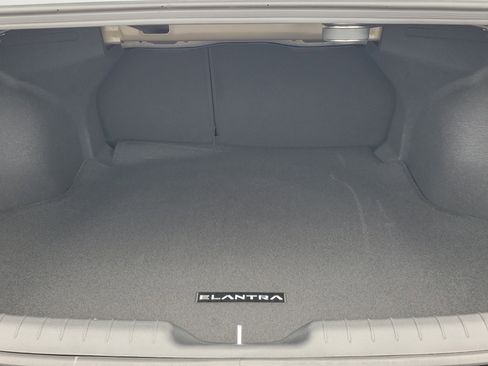 New 2026 Hyundai Elantra Limited image 8