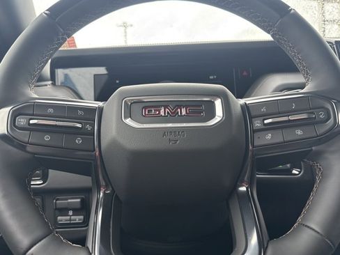 New 2026 GMC Yukon AT4 w/ AT4 Premium Plus Package AWD/4WD image 25