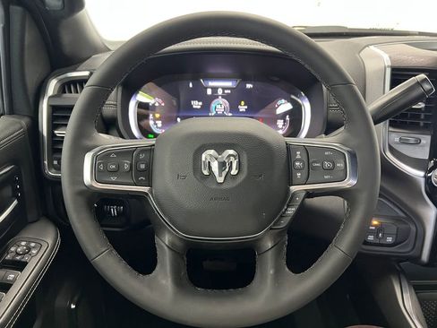 Used 2025 RAM 3500 Laramie AWD/4WD image 13