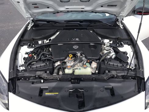 Used 2024 Nissan Z NISMO w/ Floor Mat Package image 44