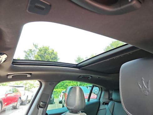 Used 2023 Maserati Grecale GT AWD/4WD image 14