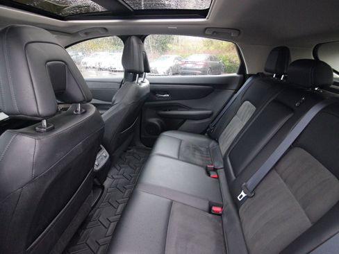 Certified 2023 Nissan Ariya FWD image 27