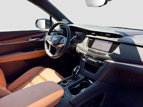 New 2026 Cadillac XT5 Premium Luxury w/ Driver Assist Package AWD/4WD image 31